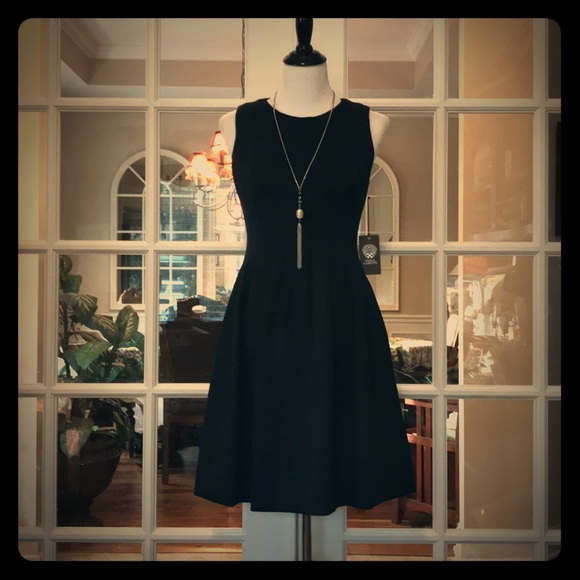 5🌟 Vince Camuto Navy Dress w POCKETS - Picture 2 of 8